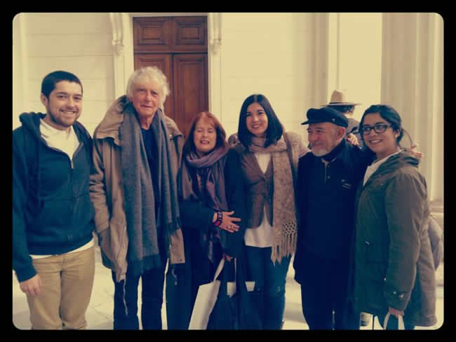 Adiós, Armand Mattelart, Adios